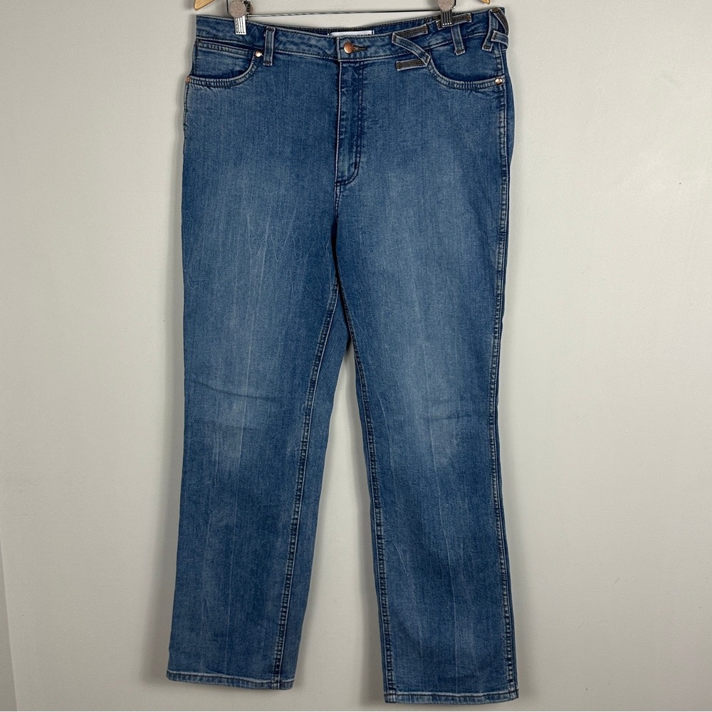Wrangler Stand Straight Cut Jeans Womens Size 32 x 32 Blue Denim Casual Minimal‎